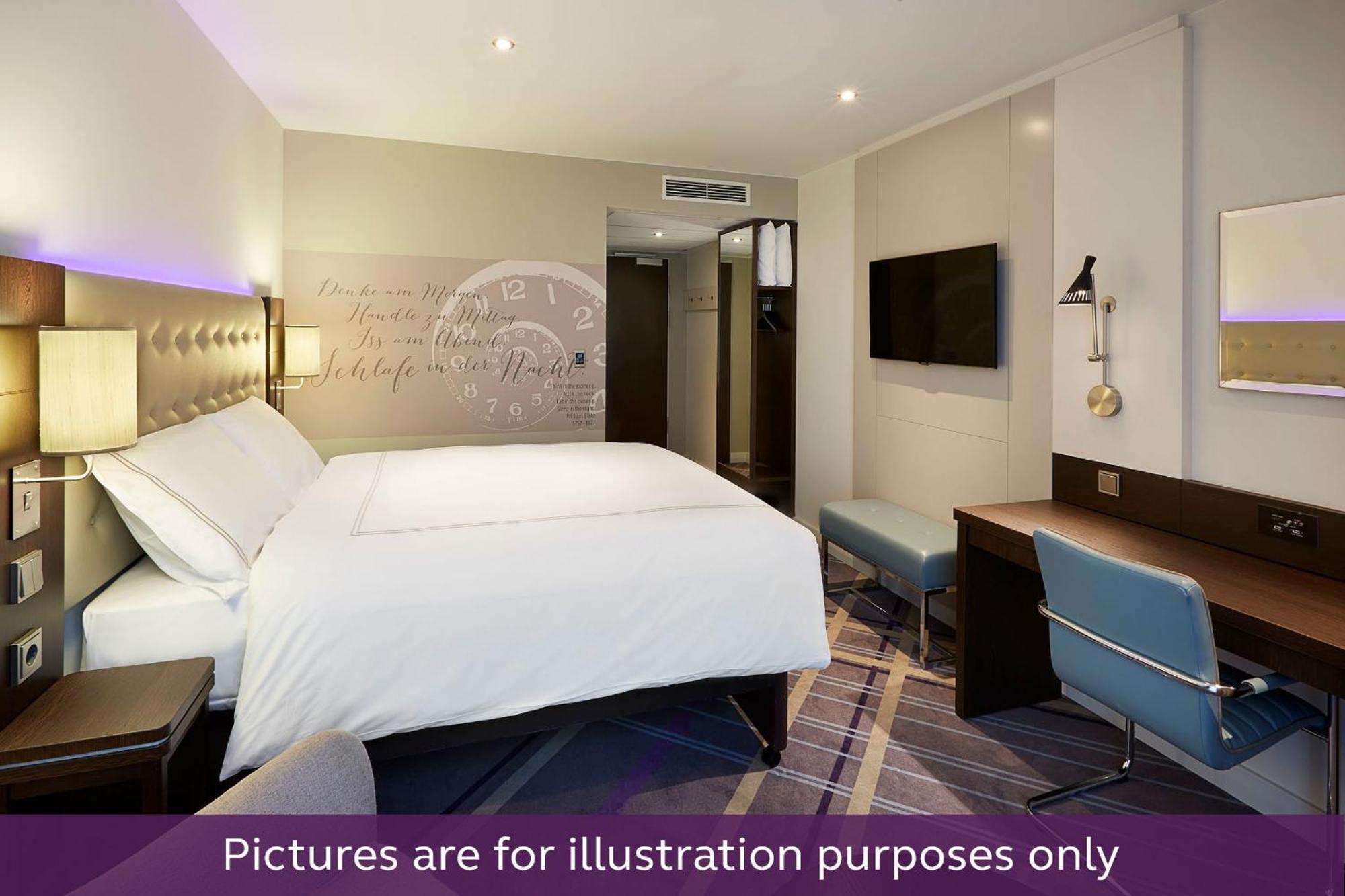 Premier Inn Duesseldorf City Centre 外观 照片