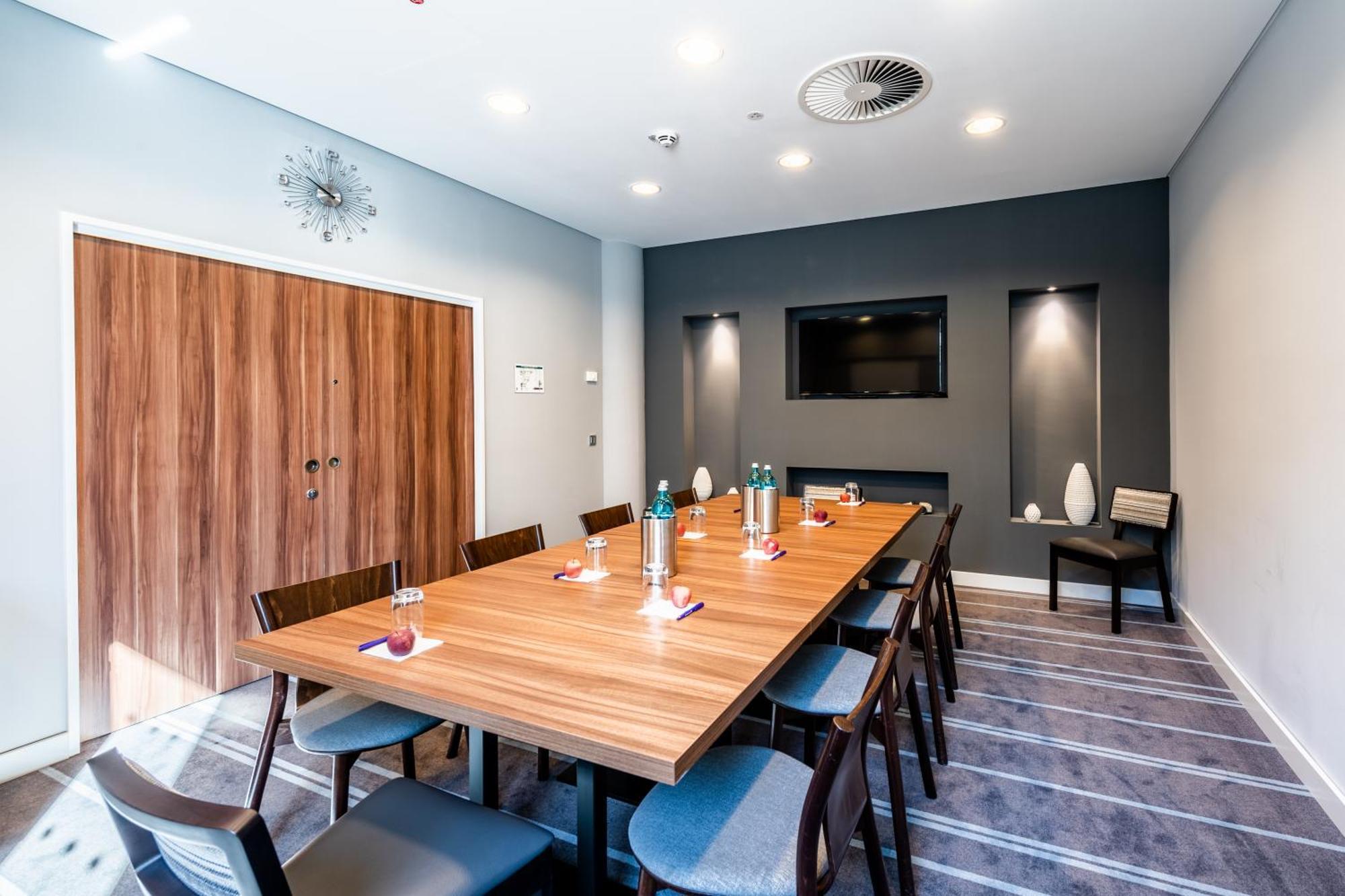 Premier Inn Duesseldorf City Centre 外观 照片