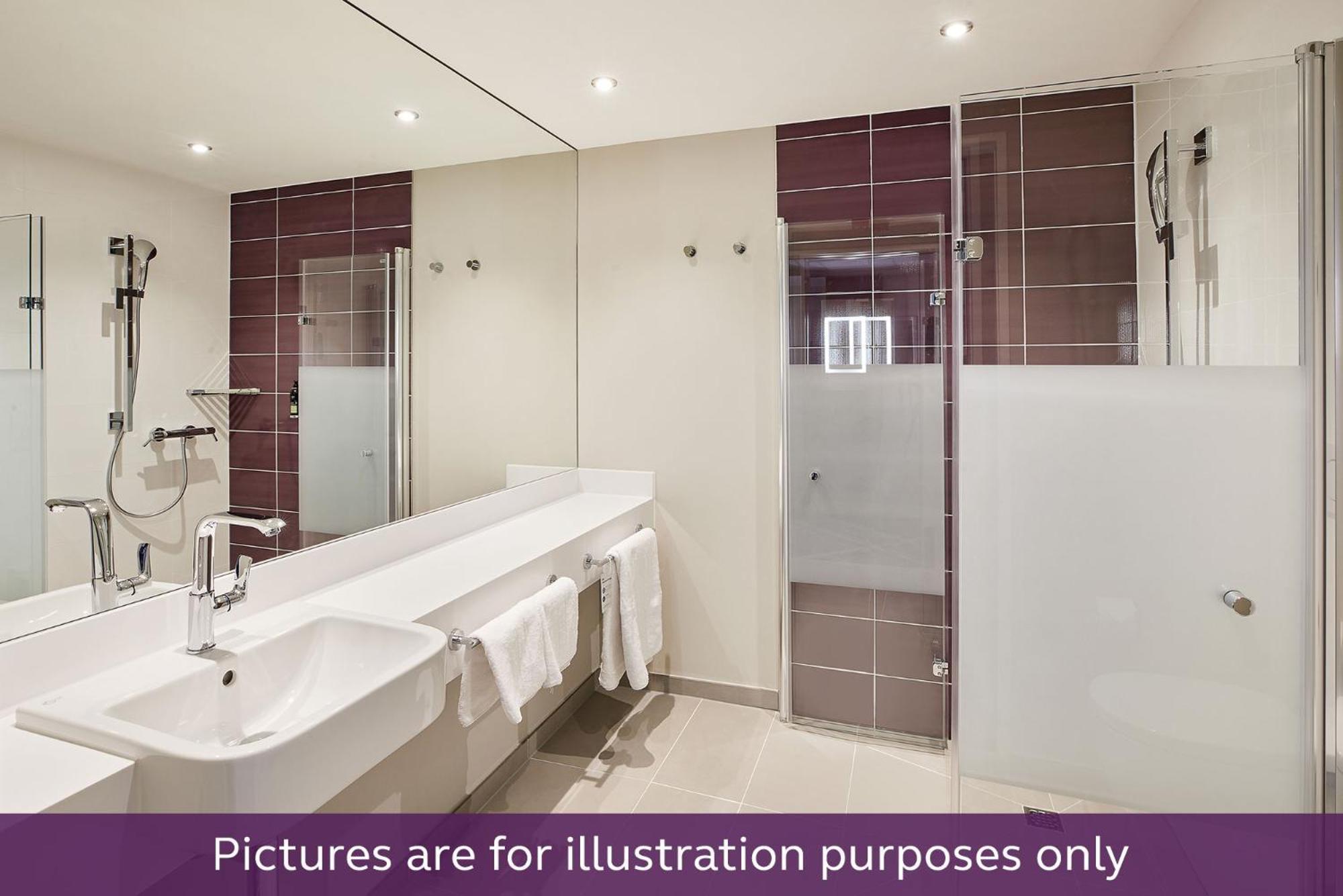 Premier Inn Duesseldorf City Centre 外观 照片